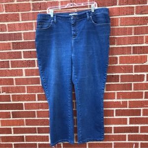 Lee Riders womens jeans size 18W relaxed fit medium wash straight leg mi…